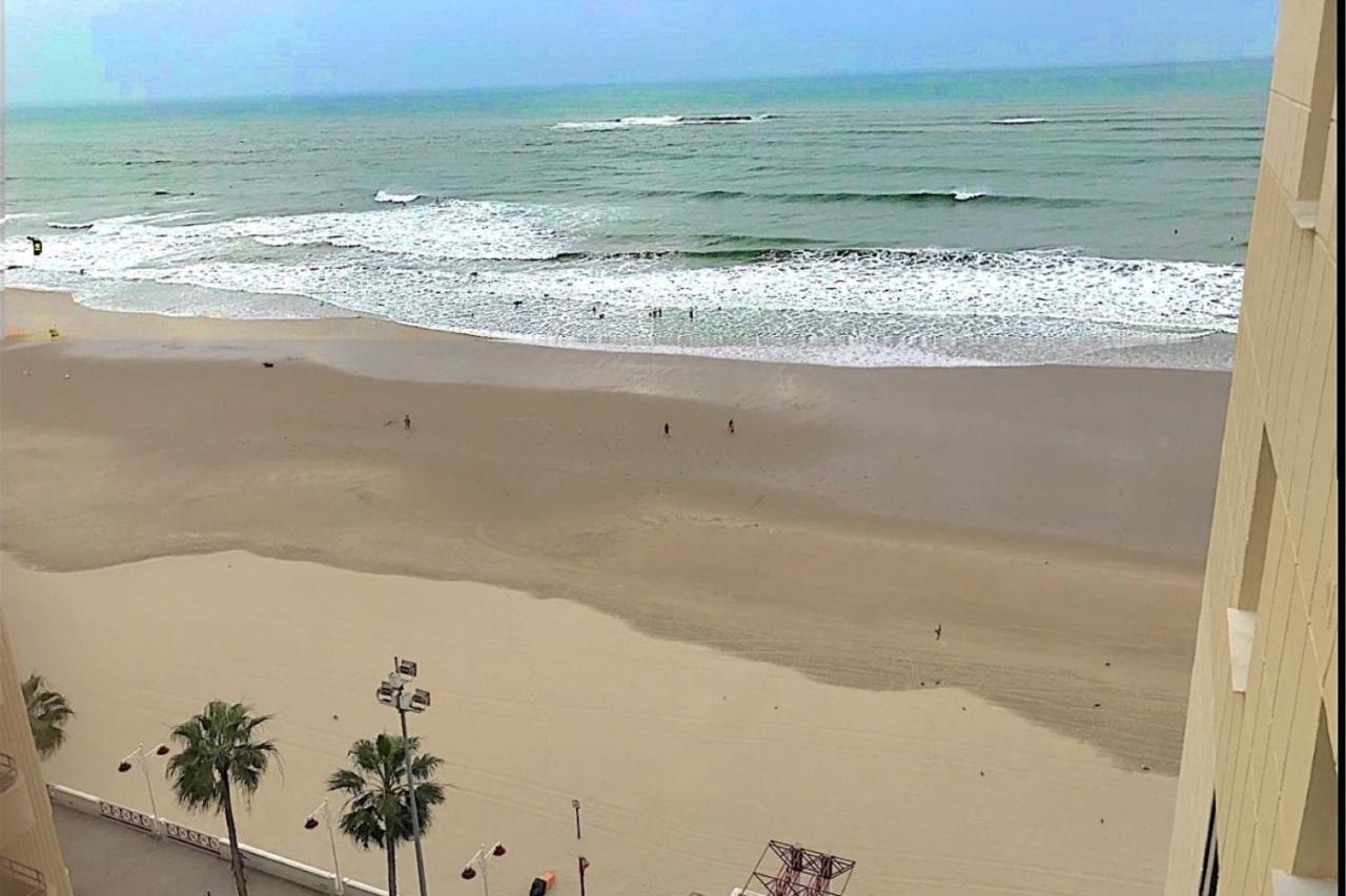 Romantica Vista Al Paseo Maritimo De Cádiz Eksteriør bilde