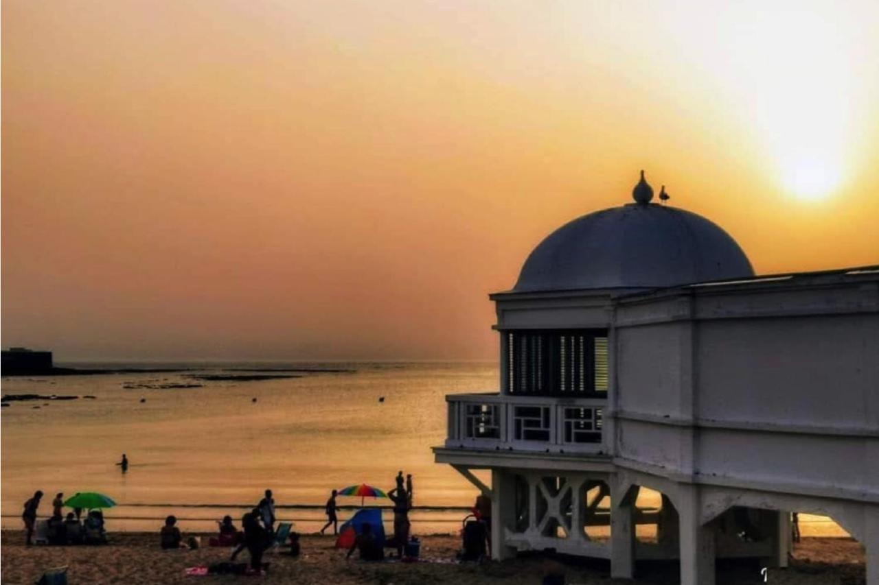 Romantica Vista Al Paseo Maritimo De Cádiz Eksteriør bilde